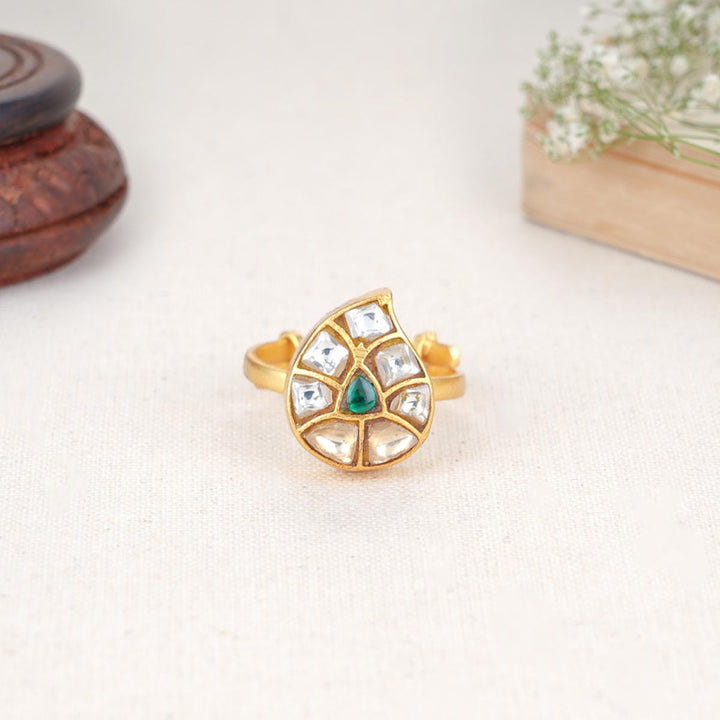 Nasim Kundan Ring