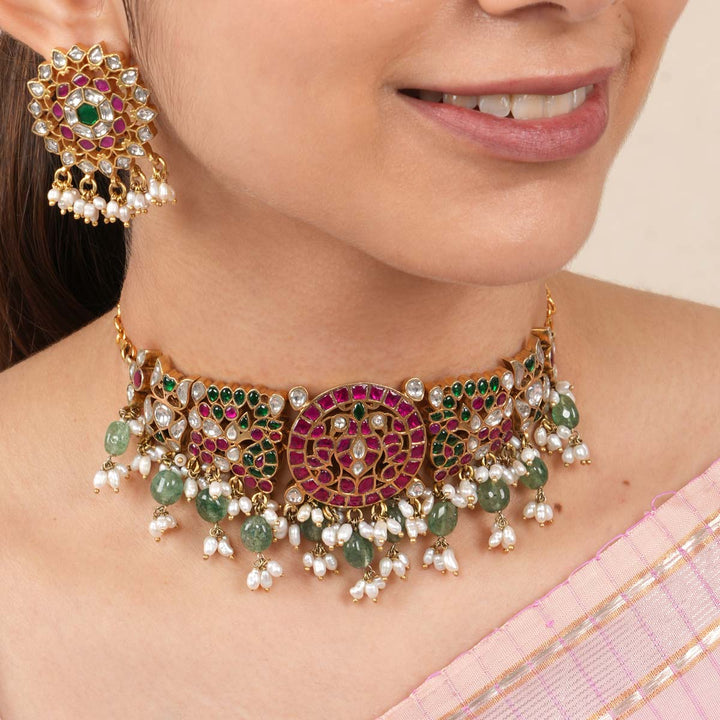 Kanika Kundan Choker