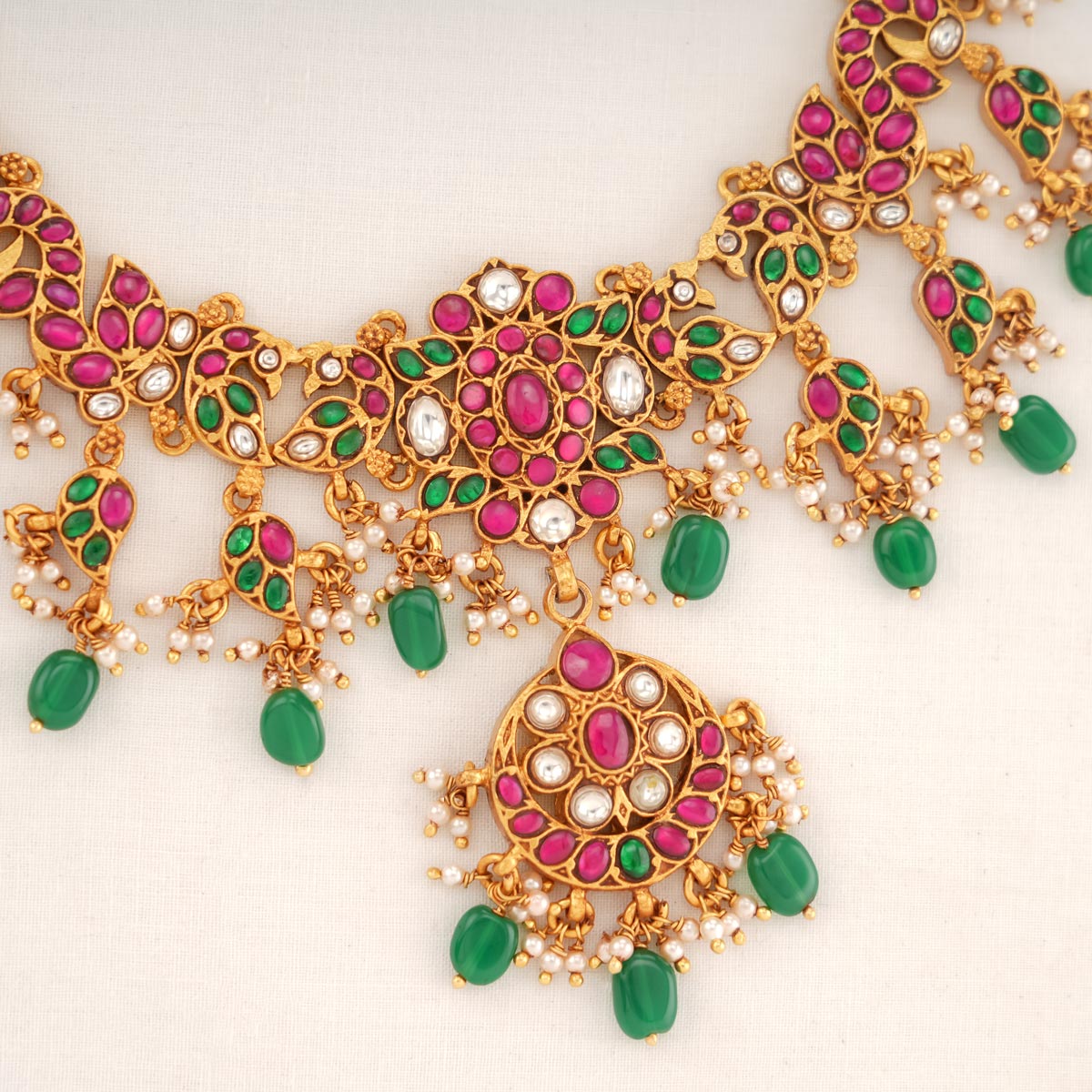 Shop Vrishina Kundan Necklace Online | 92.5 Gold Plated Kudan Necklace ...