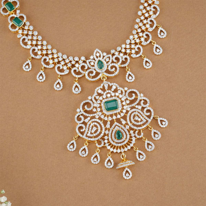 Bloomy Avikam Necklace Set