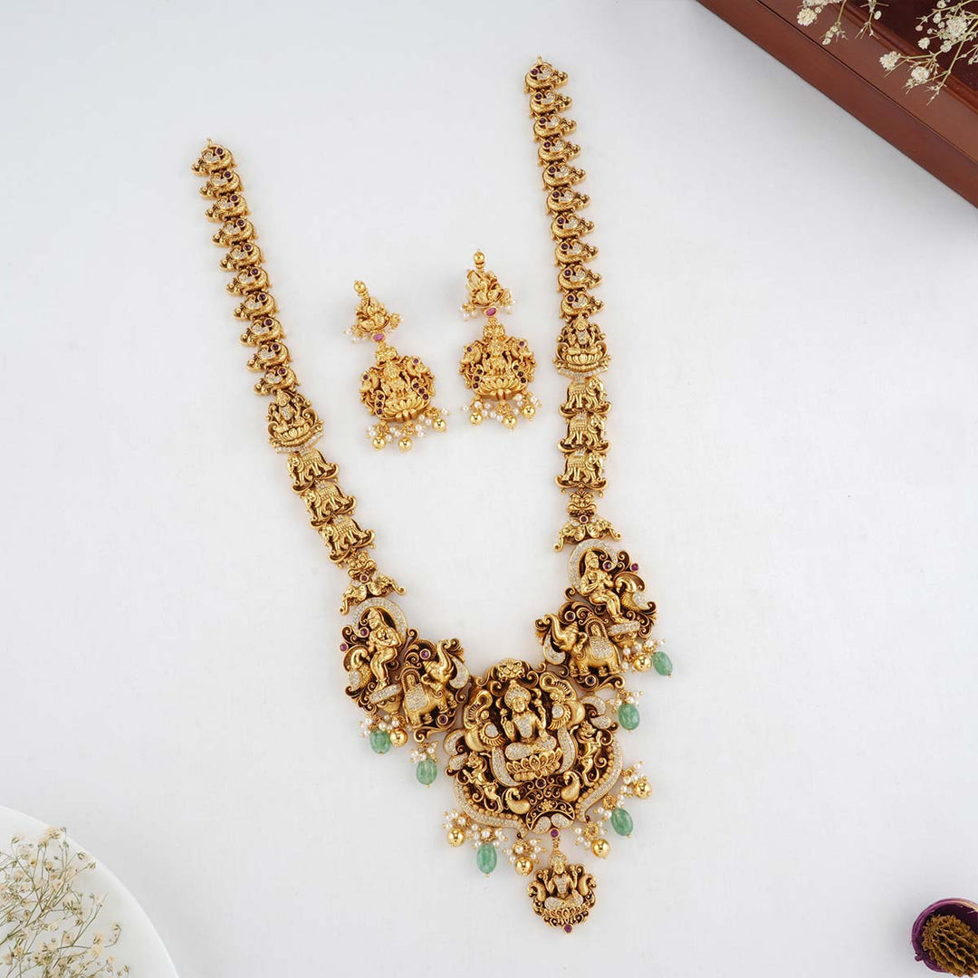 Hiranya Grand Nagas Necklace Set