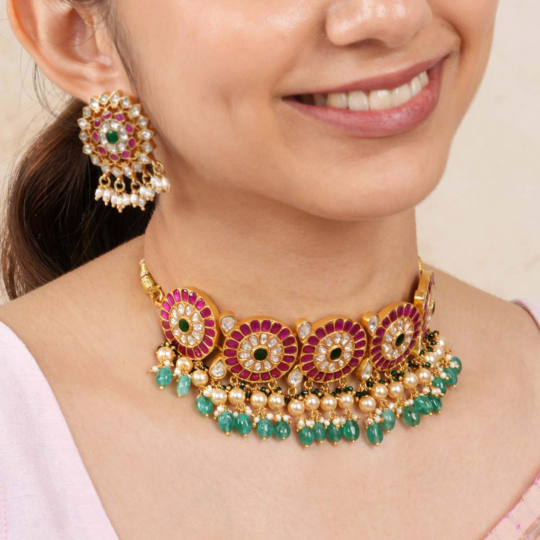 Muktika Kundan Choker