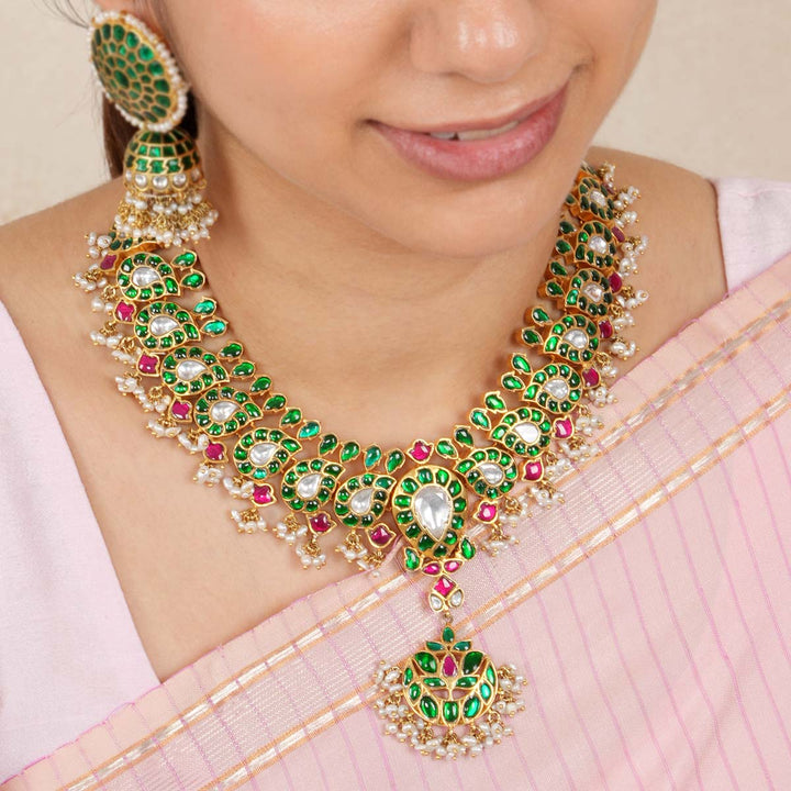 Ismenia Short Kundan Necklace