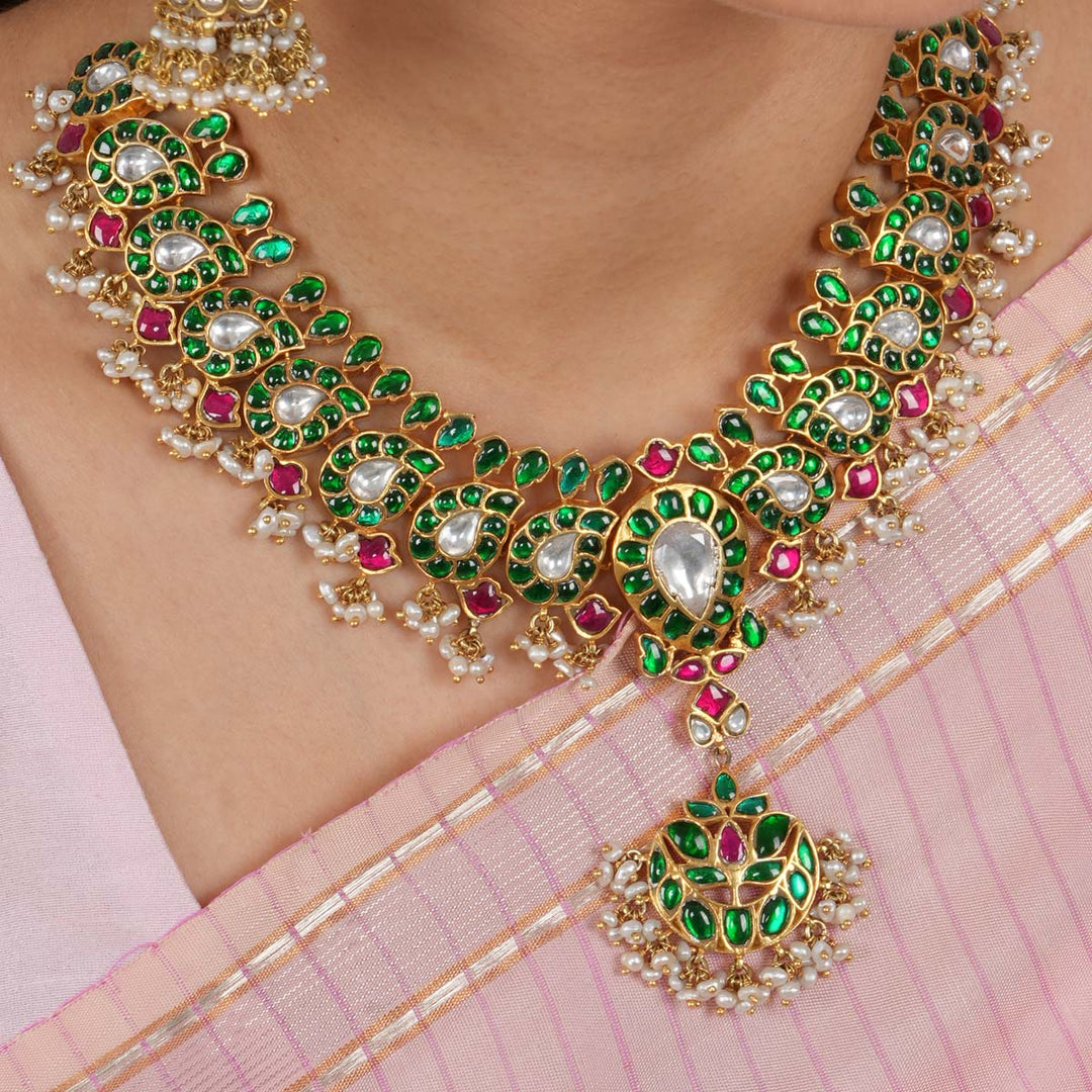 Ismenia Short Kundan Necklace