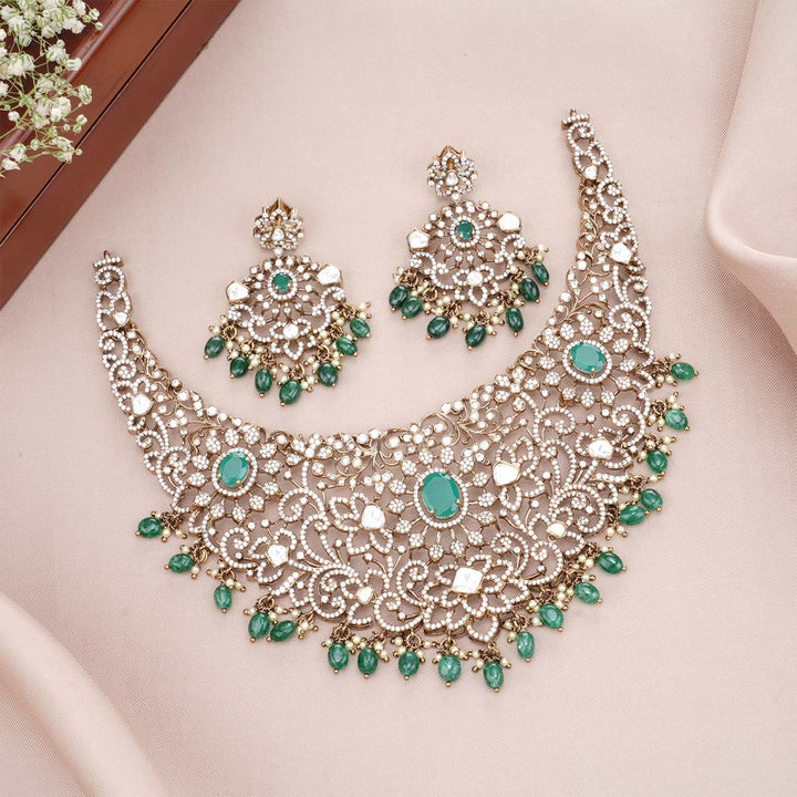 Aliza Victorian Short Necklace Set