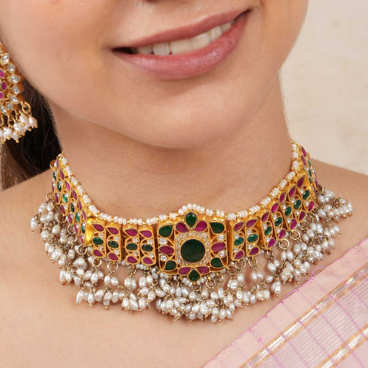 Lavian Kundan Choker