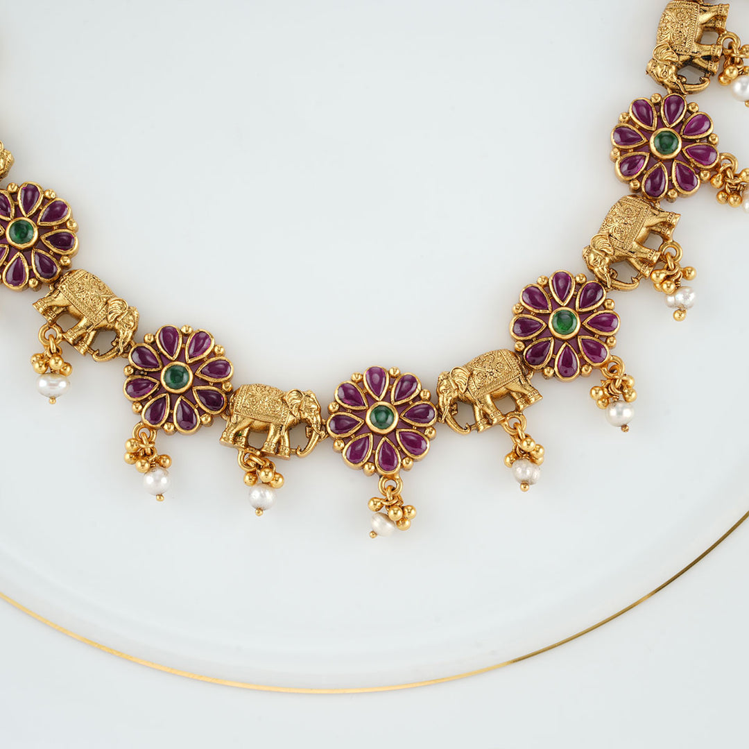 Krithi Short Necklace