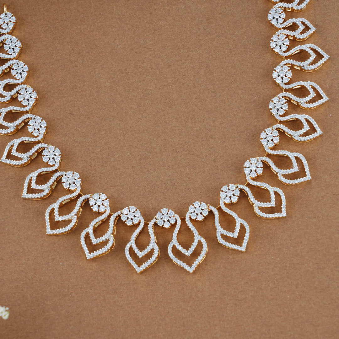 Shayana Diamond Design Necklace Set