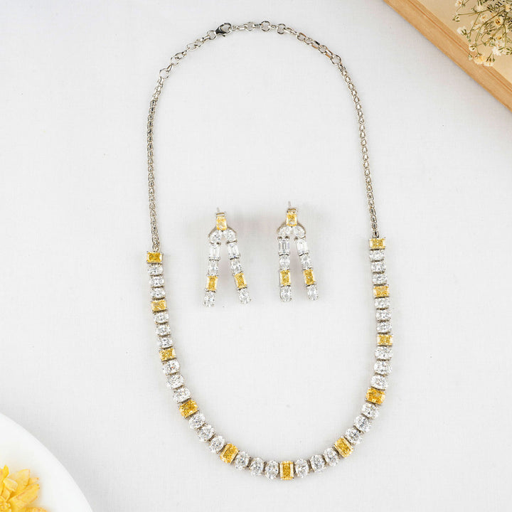 Granish Necklace Set