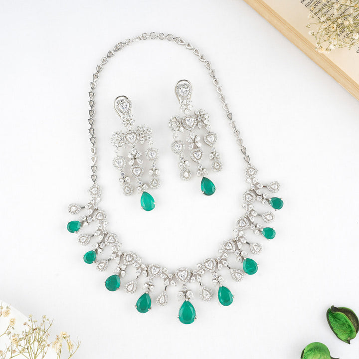 Yuvani Necklace Set