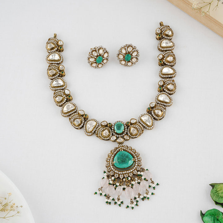 Rithunika Victorian Necklace Set