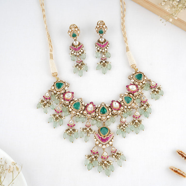 Nishi Victorian Necklace Set