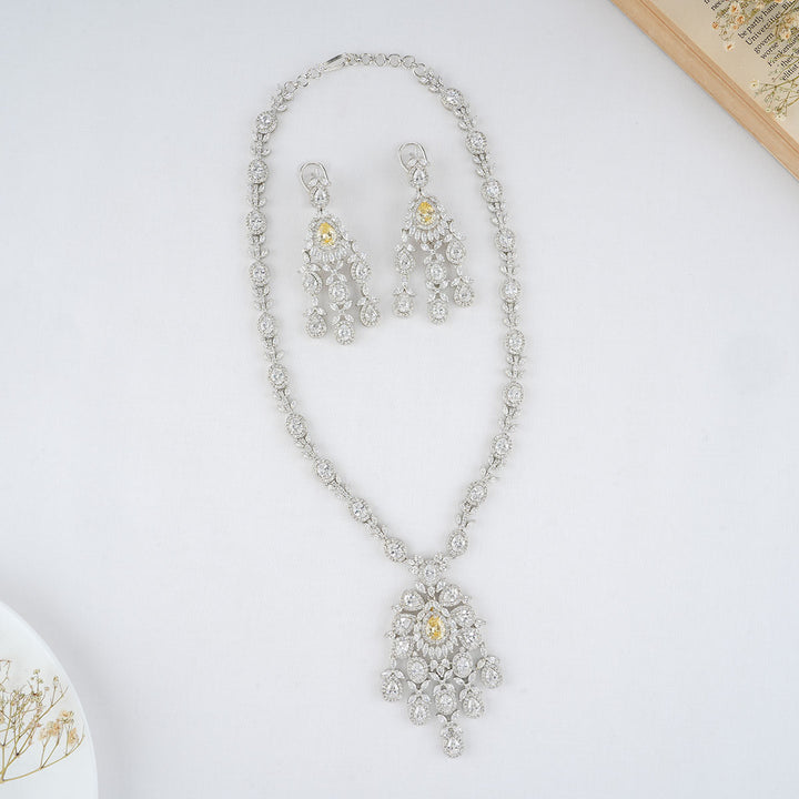 Syomi Long Necklace Set