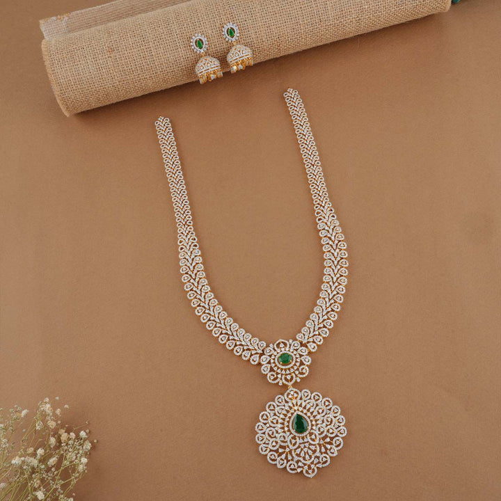 Priamvada Avikam Necklace Set