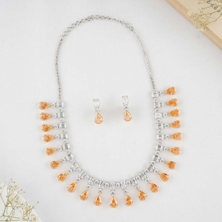 Ishita Necklace Set