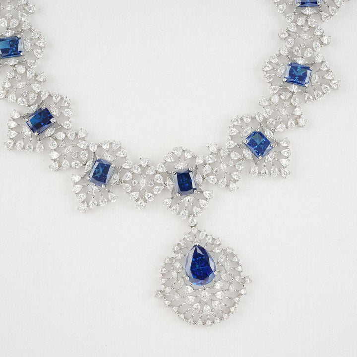 Brizia Necklace Set