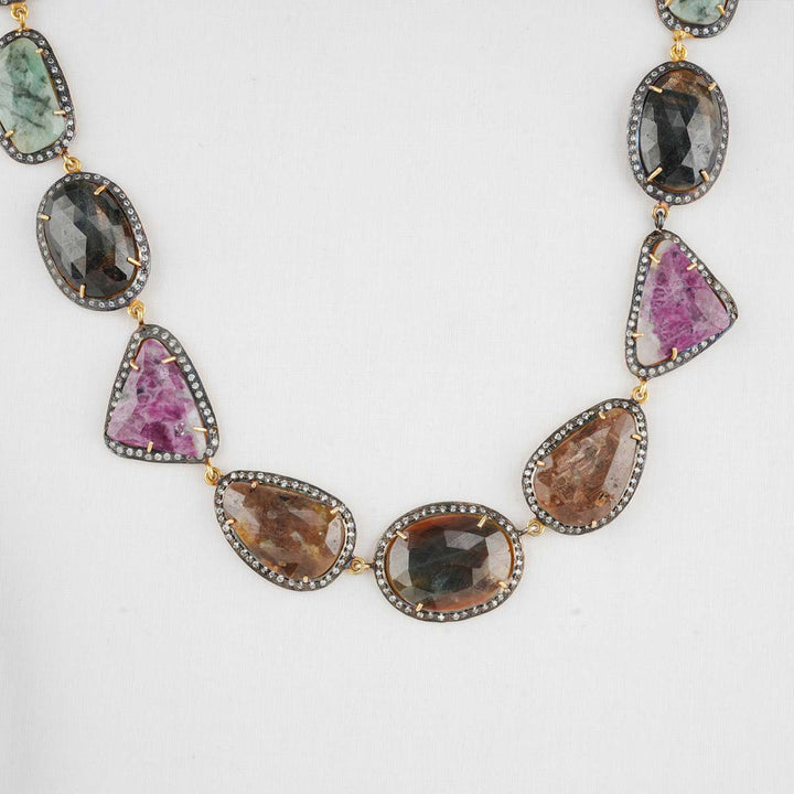 Vidhura Victorian Short Necklace