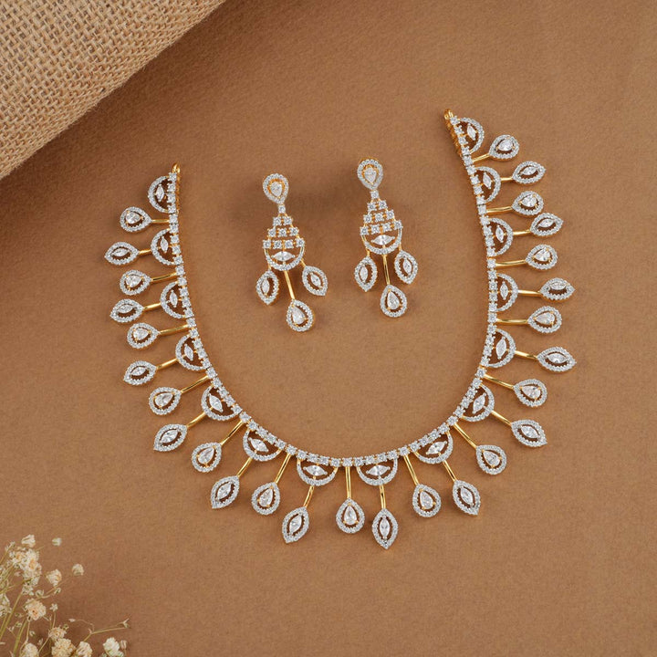 Adera Diamond Design Necklace Set