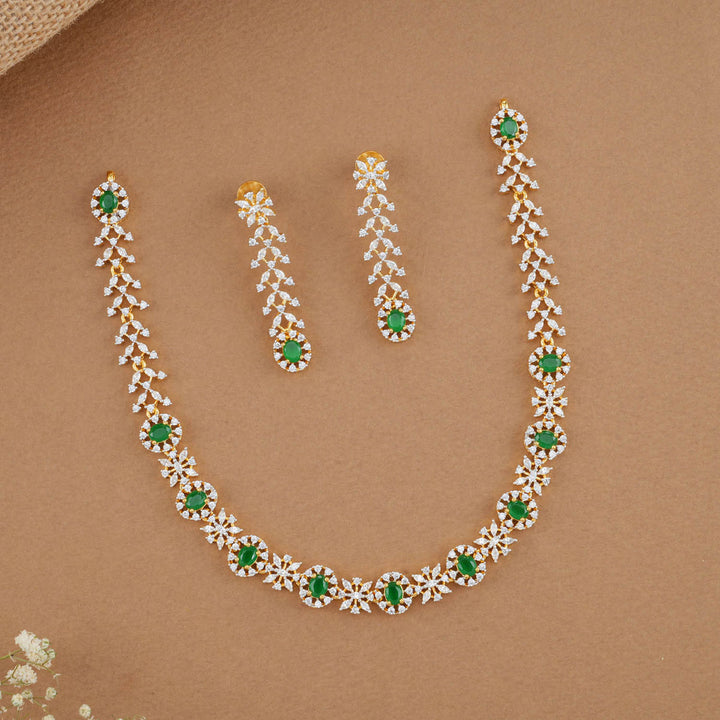 Avinish Diamond Like Necklace Set