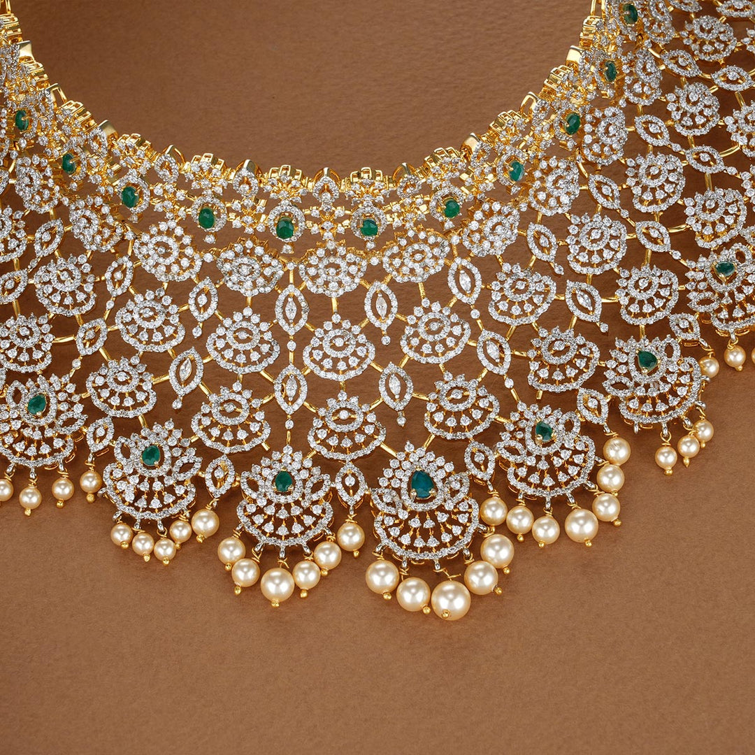 Grand Look Avikam Choker