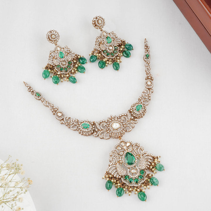 Joshika Victorian Necklace Set