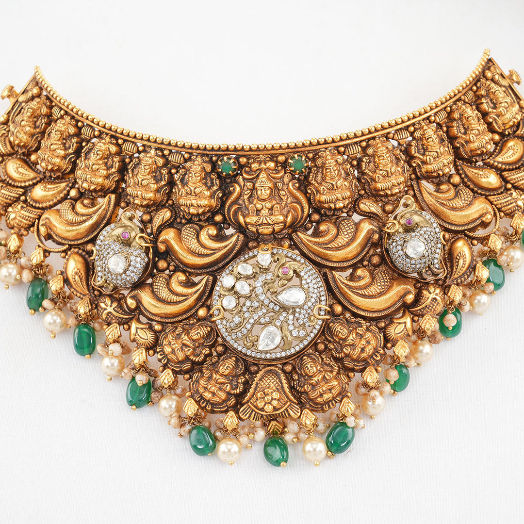 Abhita Nagas Choker