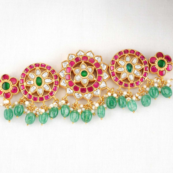 Yajina Kundan Choker