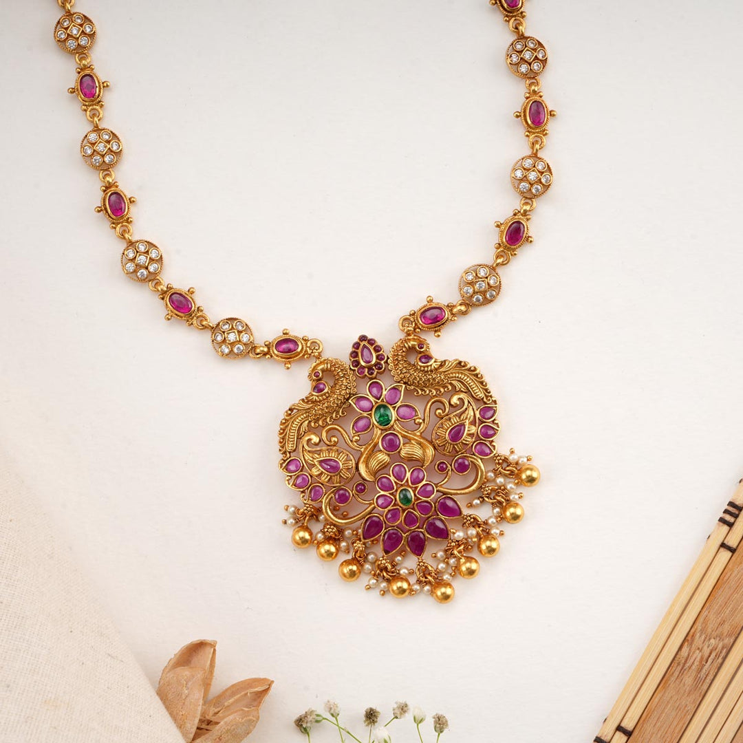 Ezraya Short Necklace