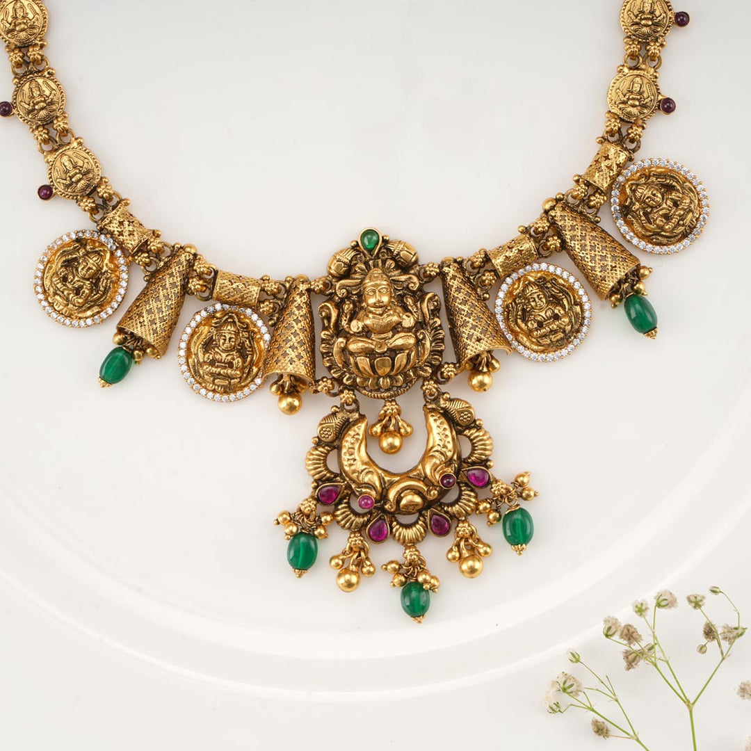 Neysa Nagas Short Necklace