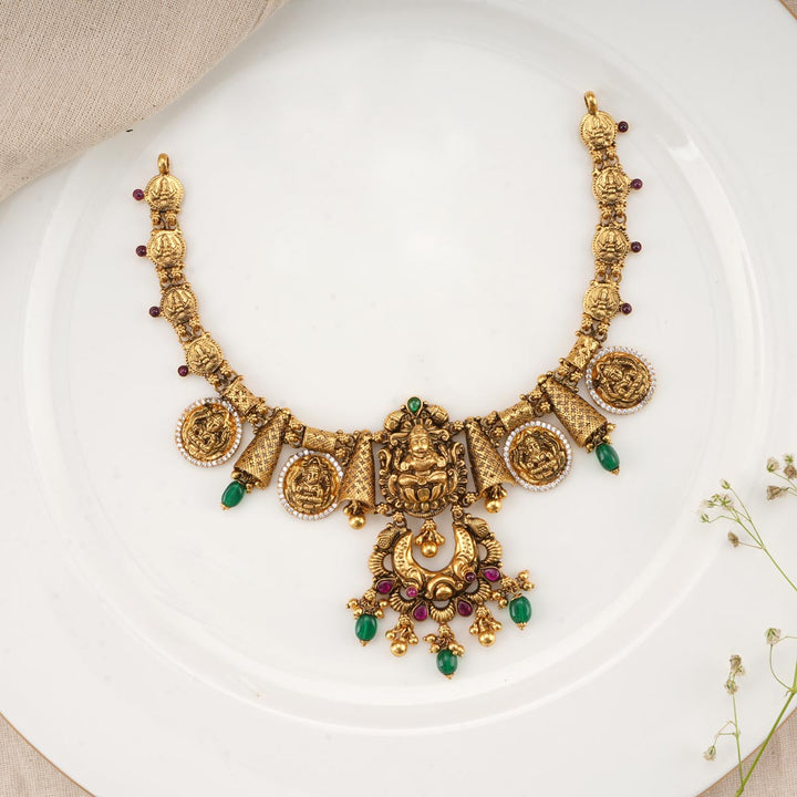 Neysa Nagas Short Necklace