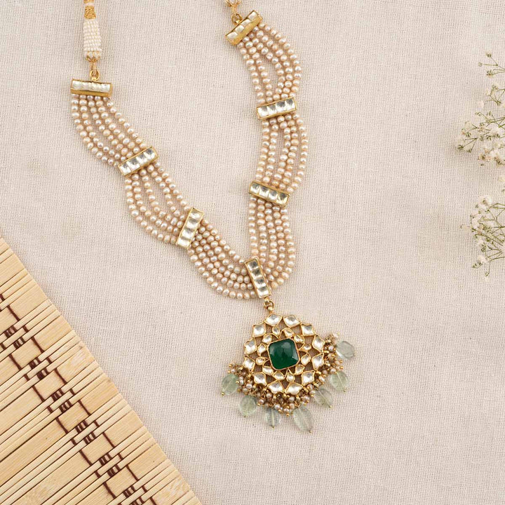 Yajitha Kundan Short Necklace