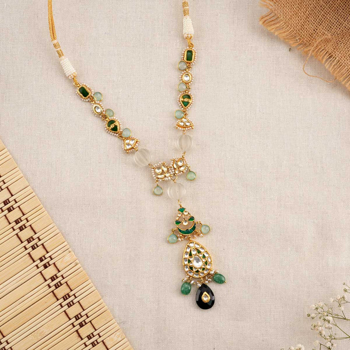 Tahina Kundan Short Necklace