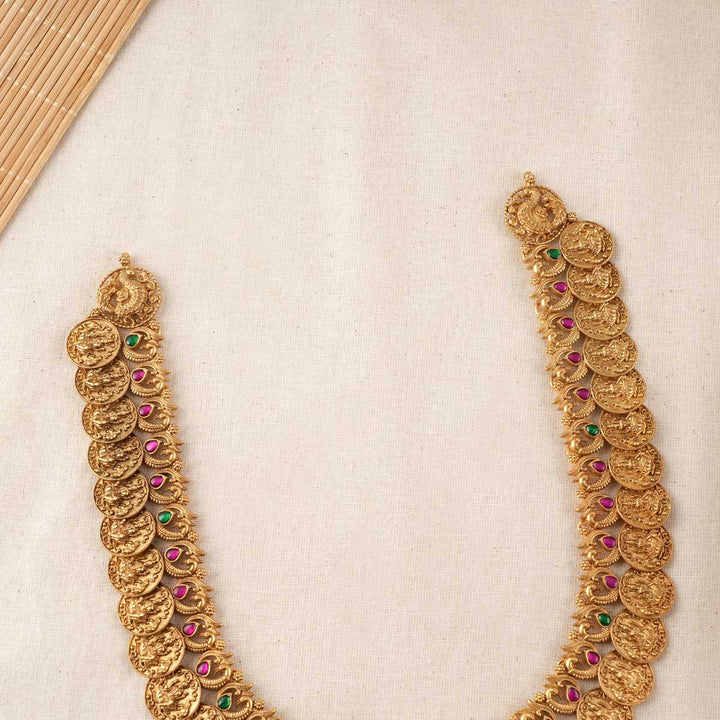 Nivrita Long Necklace