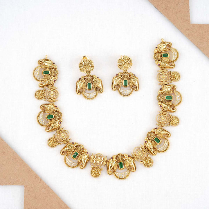 Drishya Stone Necklace Set