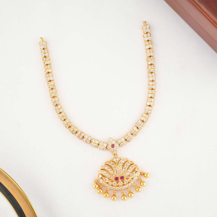 Sriyai Stone Short Necklace