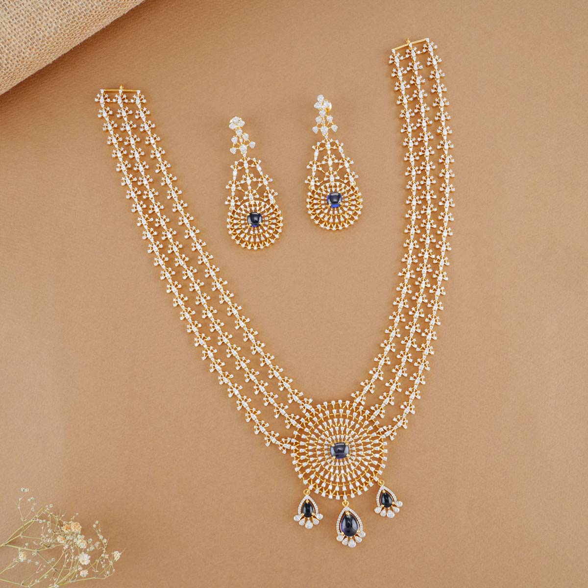 Gold necklace under 100000 store