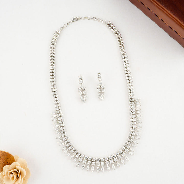 Nithia Long Necklace Set