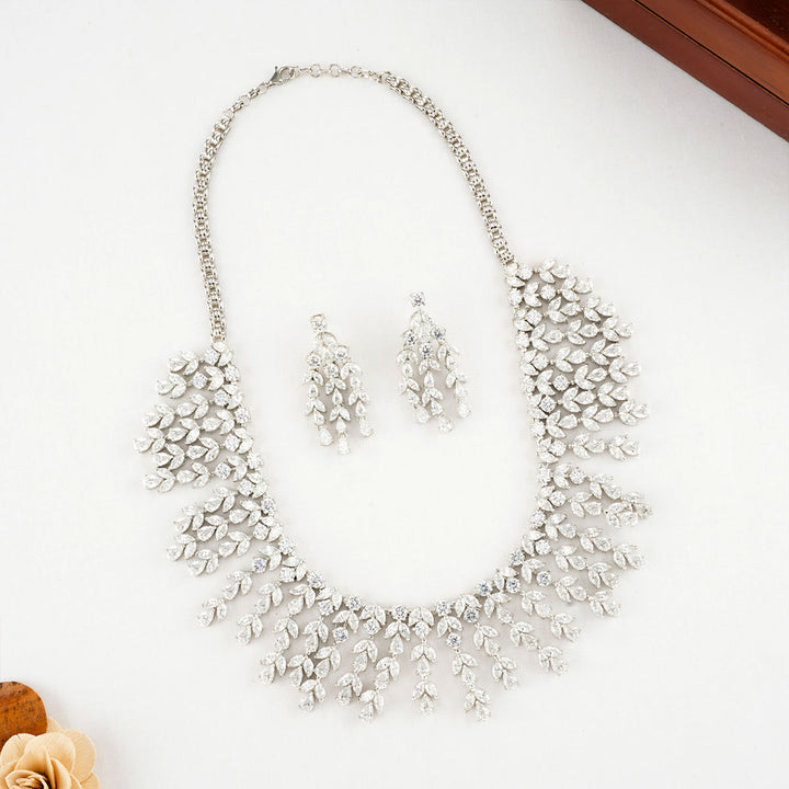 Wondrous Long Necklace Set