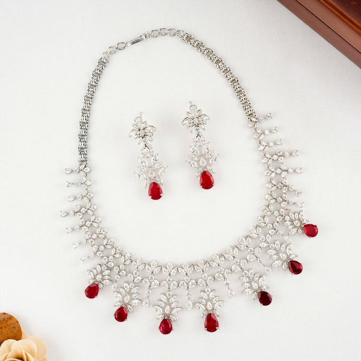 Farishina Necklace Set