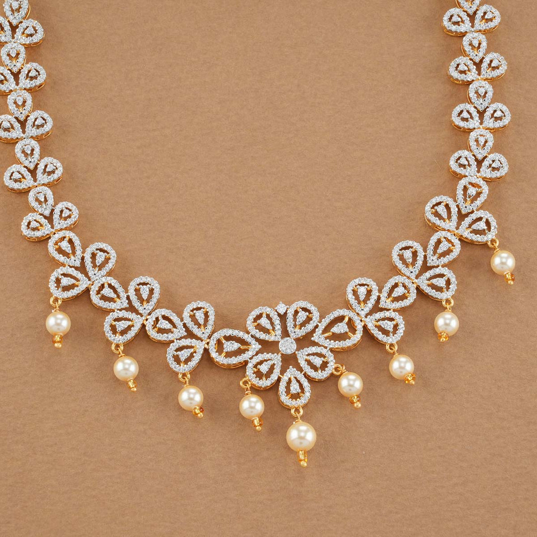 Fantasy Diamond Design Necklace Set