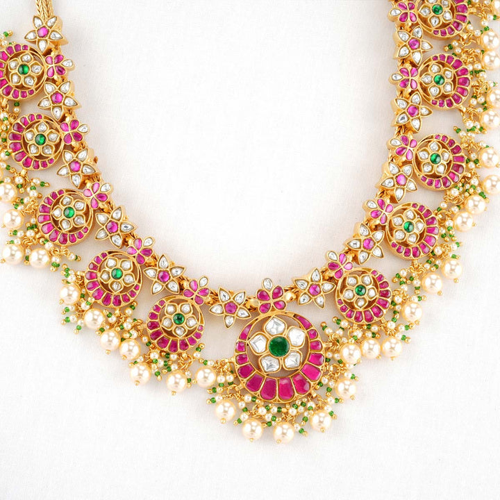 Nalisha Kundan Short Necklace