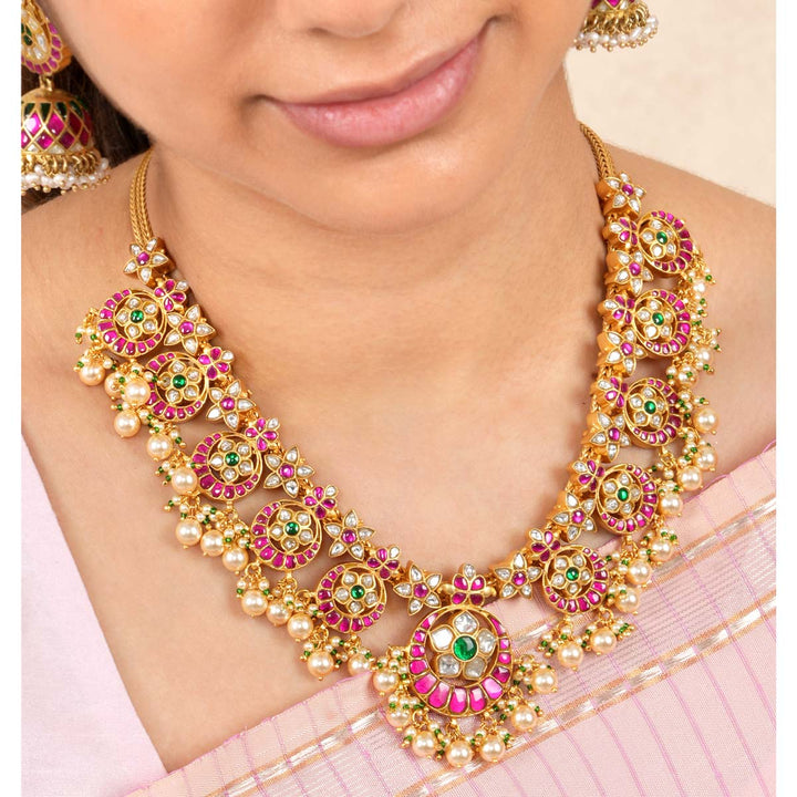 Nalisha Kundan Short Necklace