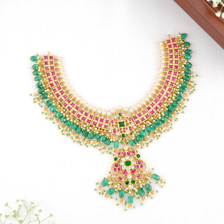 Pranin Kundan Short Necklace