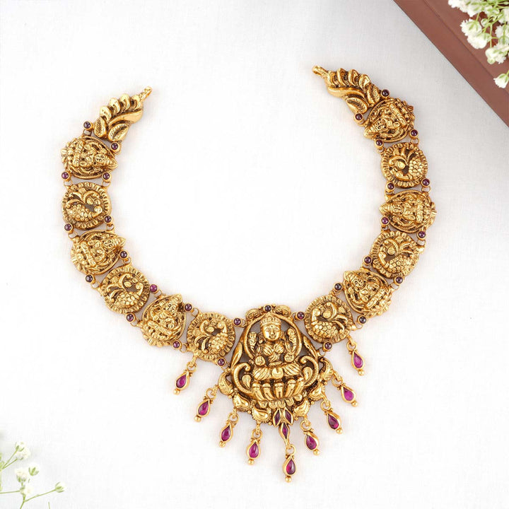 Vinitha Nagas Short Necklace