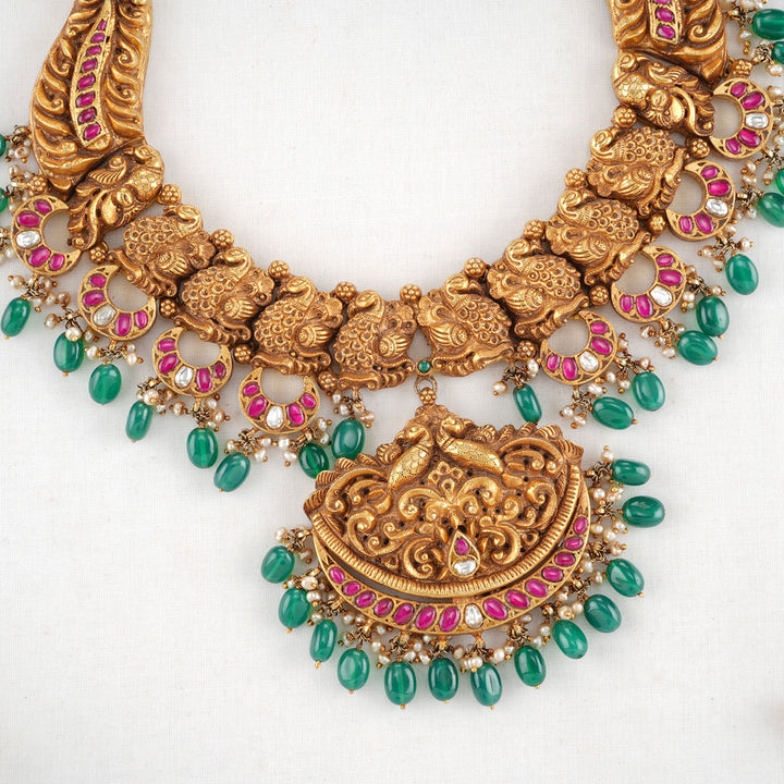 Nithun Kundan Short Necklace