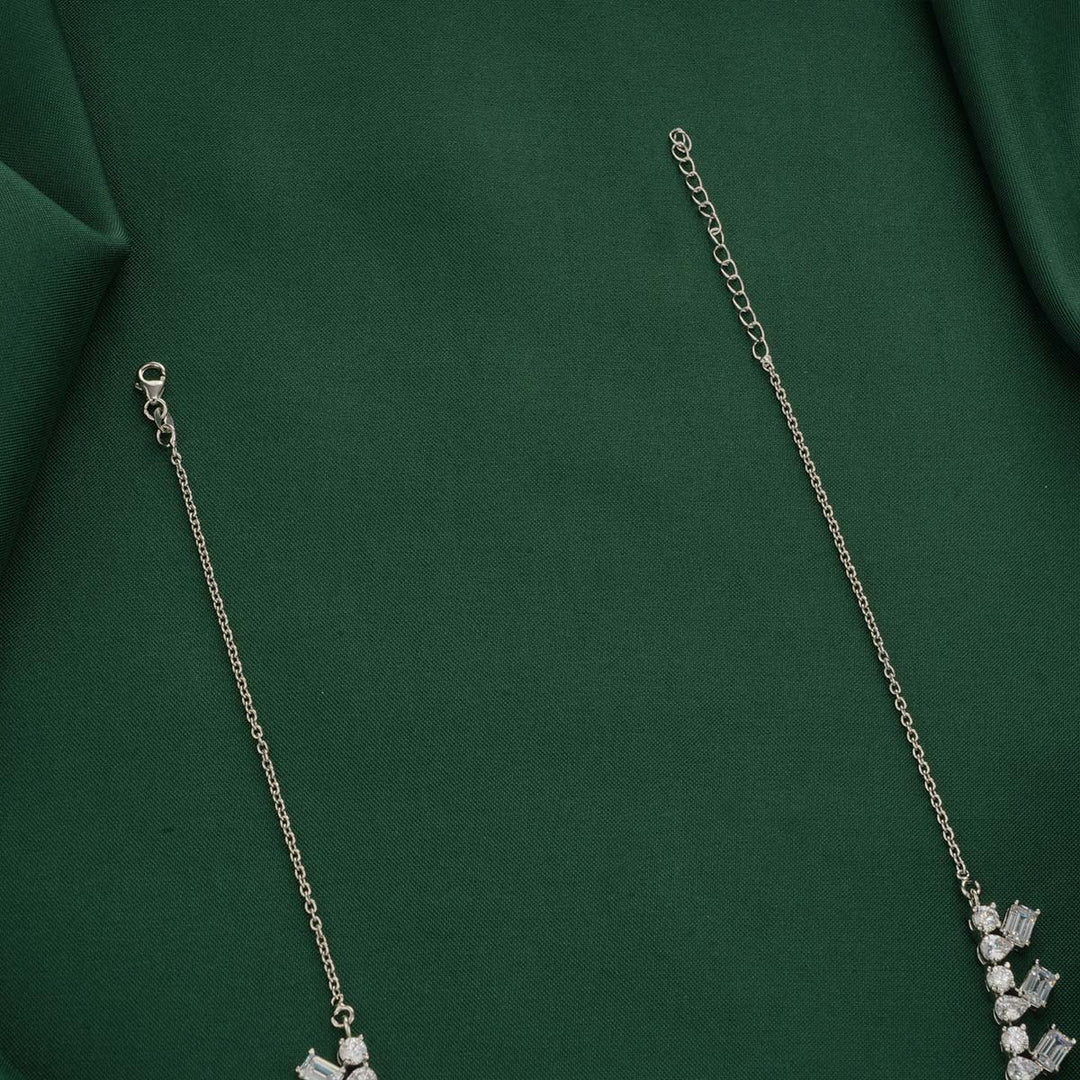 Alonza Long Necklace Set