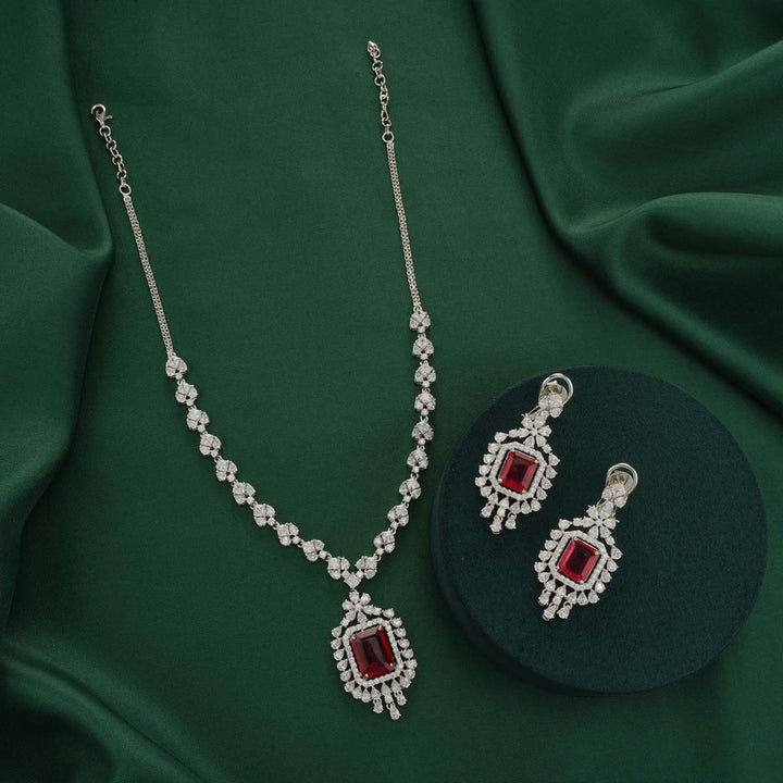 Danisha Necklace Set