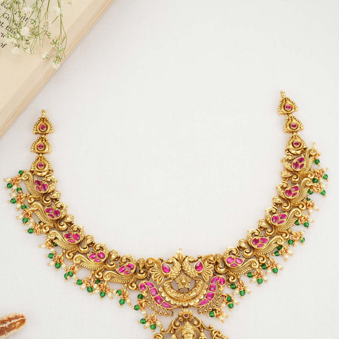 Sarina Nagas Necklace Set