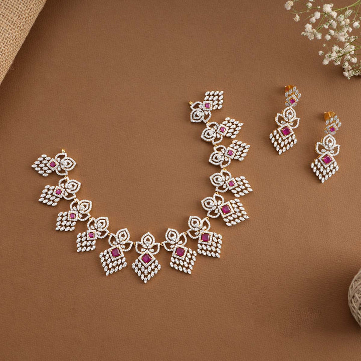 Sparkler Diamond Design Necklace Set