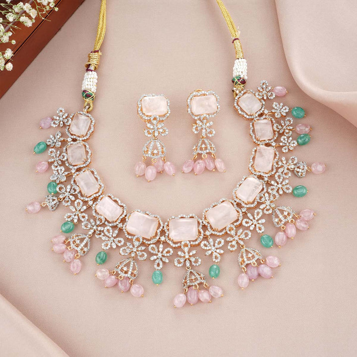 Chamomile Victorian Short Necklace Set